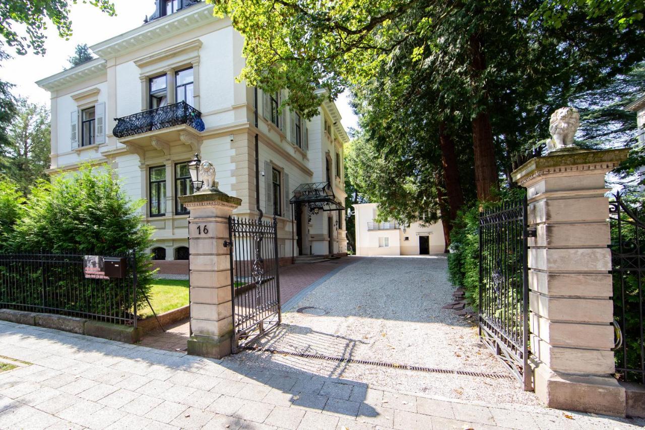 Villa Luttwitz Baden-Baden Exteriör bild